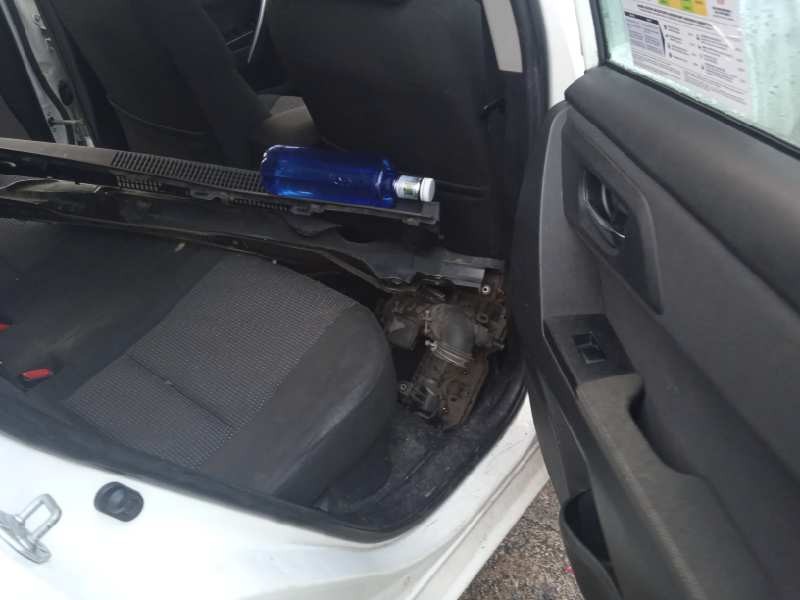 toyota auris touring sports (e18) del año 2014