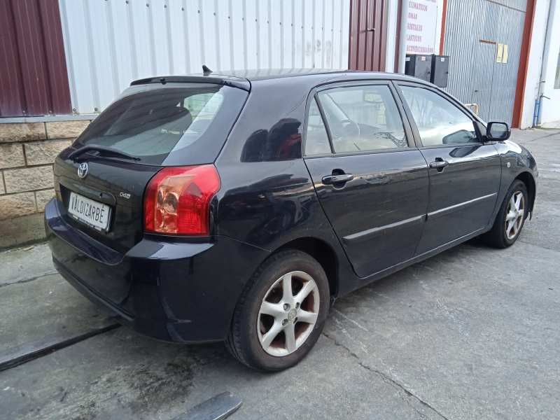 toyota corolla (e12) del año 2005