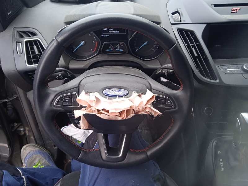 ford kuga (cbs) del año 2019