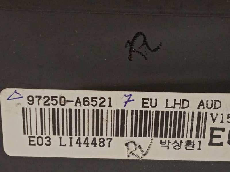 Recambio de mando climatizador para hyundai i30 (gd) 1.4 crdi cat referencia OEM IAM 97250A6521  97250A6521GU