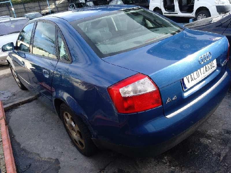 audi a4 berlina (8e) del año 2001