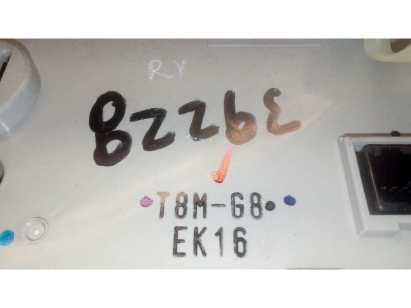 Recambio de mando climatizador para honda hr-v (..) 1.6 dtec cat referencia OEM IAM T8MG8  T8M-G8