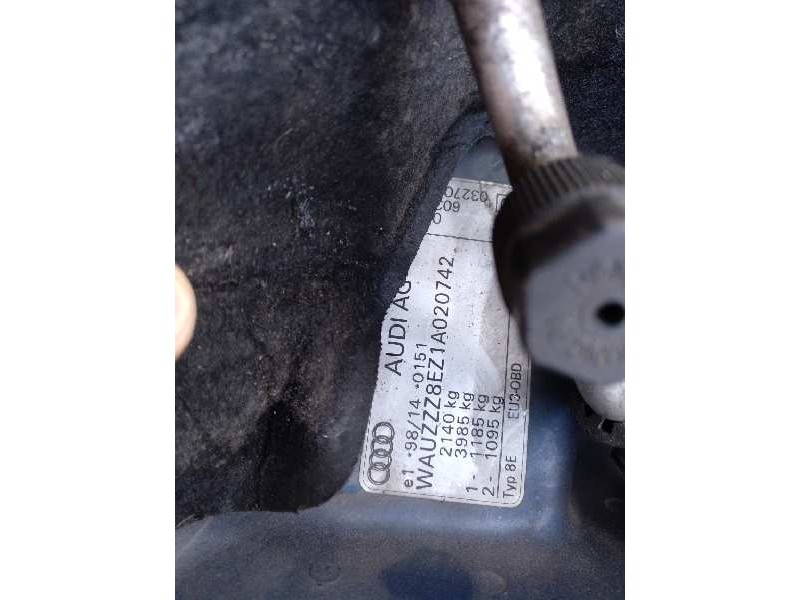 audi a4 berlina (8e) del año 2001