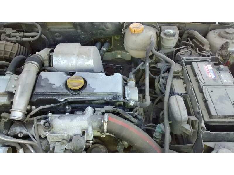 saab 9-3 berlina del año 2004