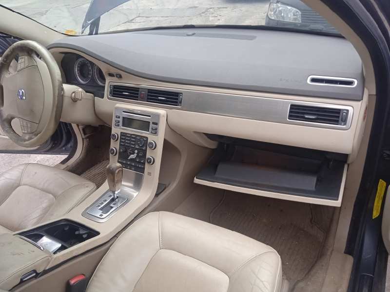 volvo s80 berlina del año 2006