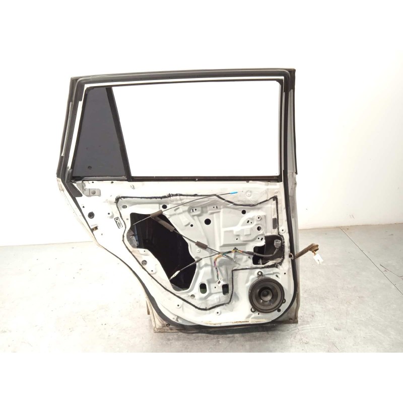 Recambio de puerta trasera izquierda para subaru legacy lim. b14 limited referencia OEM IAM 60409AJ1109P  