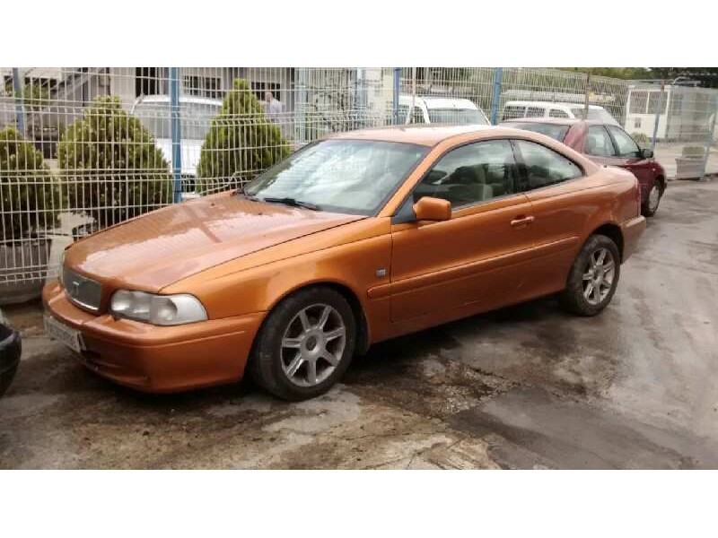 volvo c70 coupe del año 2002