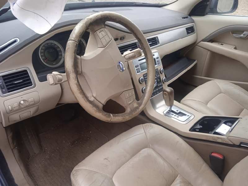 volvo s80 berlina del año 2006