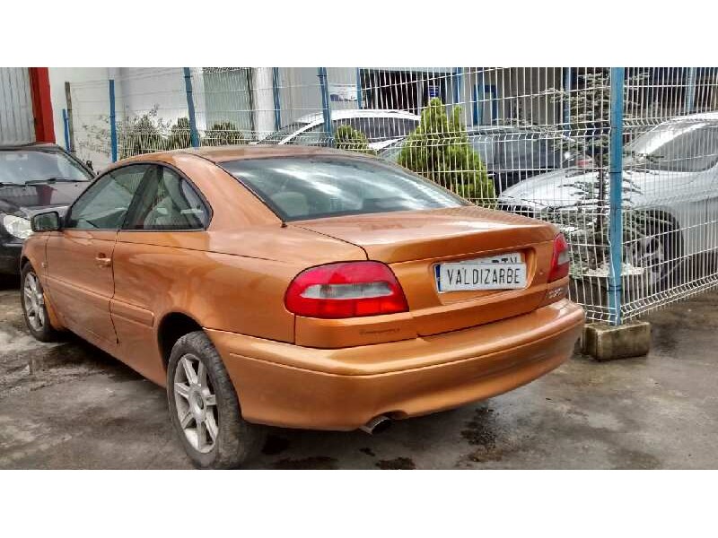 volvo c70 coupe del año 2002