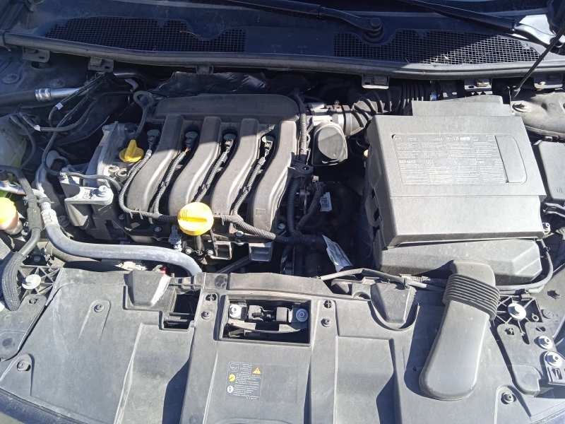 renault megane iii berlina 5 p del año 2012