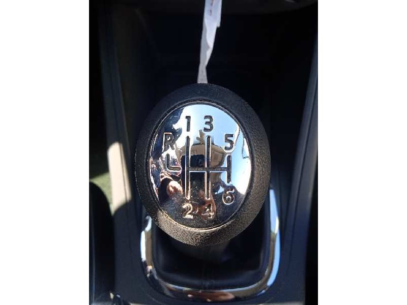 renault megane iii berlina 5 p del año 2012