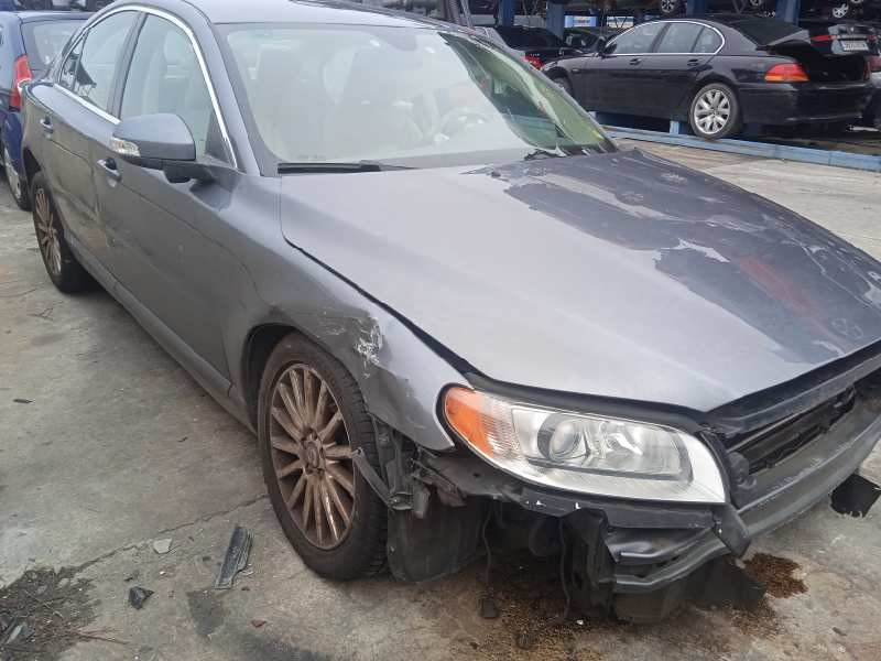 volvo s80 berlina del año 2006