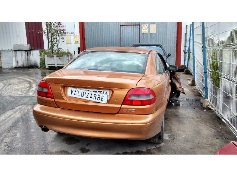 volvo c70 coupe del año 2002