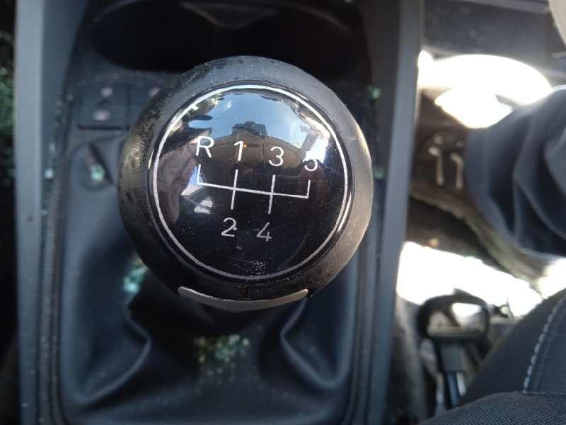 seat ibiza (6j5) del año 2011