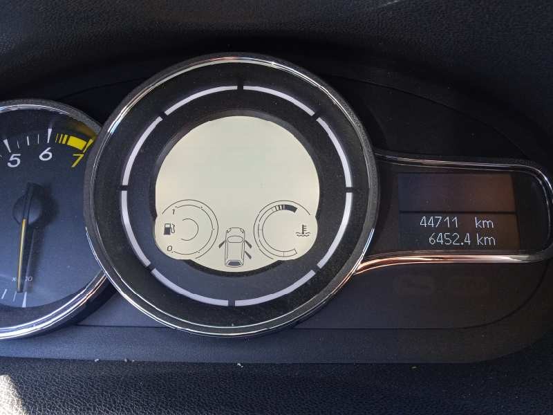 renault megane iii berlina 5 p del año 2012