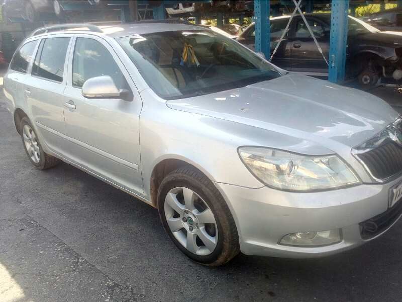 skoda octavia berlina (1z3) del año 2009