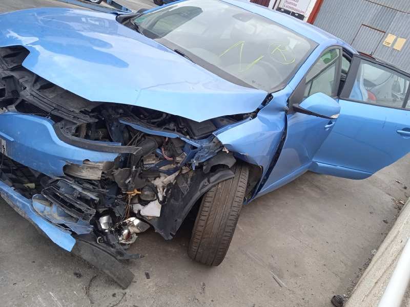 renault megane iii berlina 5 p del año 2015