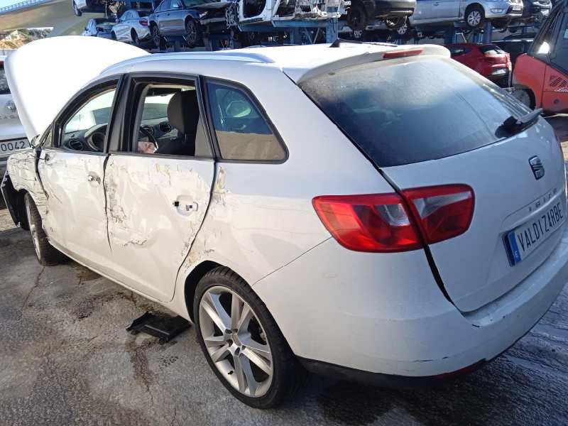 seat ibiza (6j5) del año 2011
