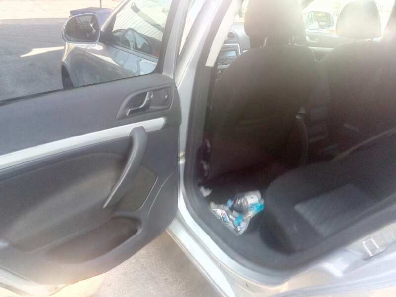 skoda octavia berlina (1z3) del año 2009