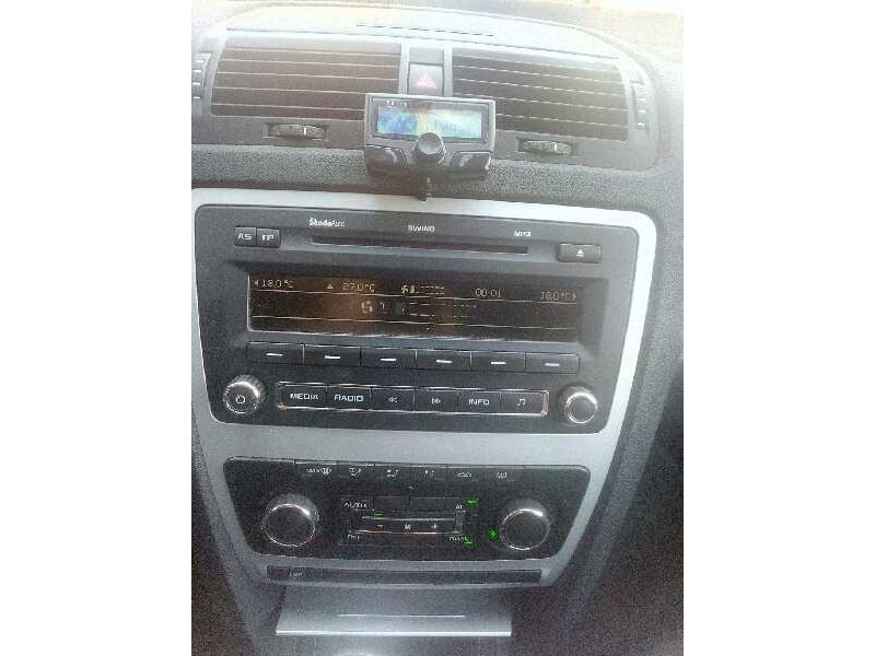 skoda octavia berlina (1z3) del año 2009