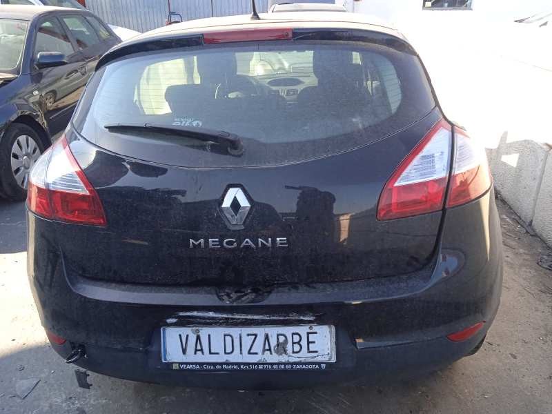 renault megane iii berlina 5 p del año 2012