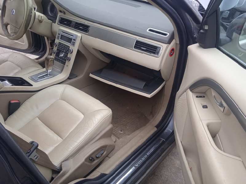 volvo s80 berlina del año 2006