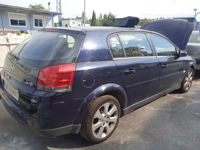 opel signum del año 2005