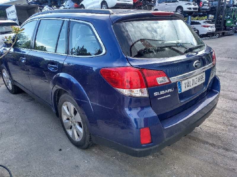 subaru legacy kombi/outback b14 del año 2010