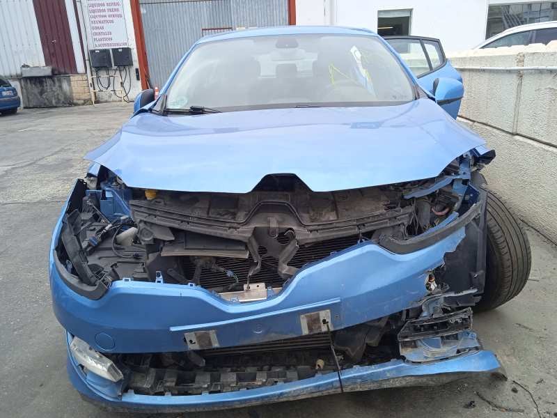 renault megane iii berlina 5 p del año 2015