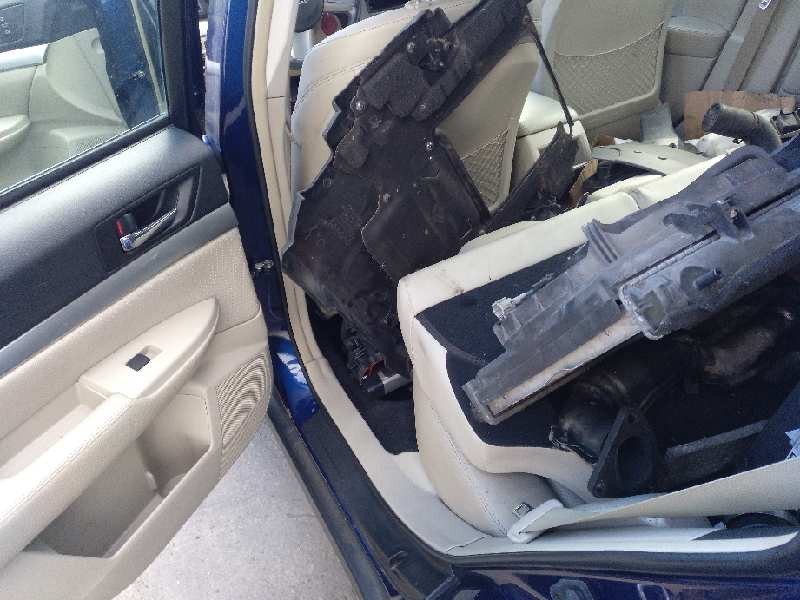 subaru legacy kombi/outback b14 del año 2010