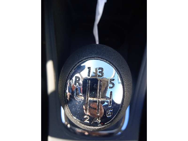 renault megane iii berlina 5 p del año 2012