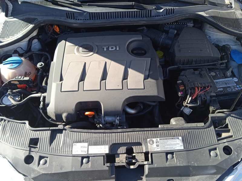 seat ibiza (6j5) del año 2011