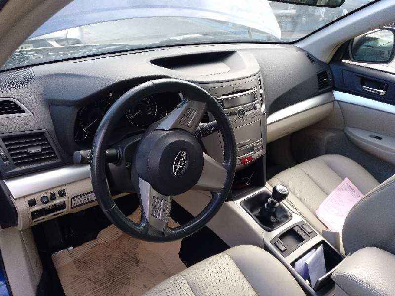 subaru legacy kombi/outback b14 del año 2010