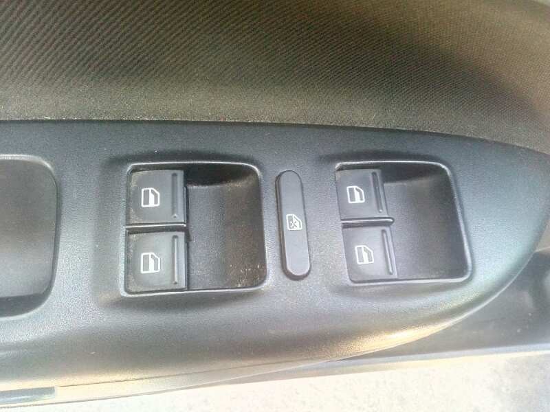 skoda octavia berlina (1z3) del año 2009