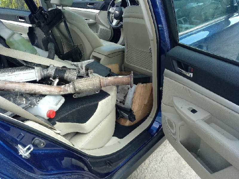 subaru legacy kombi/outback b14 del año 2010