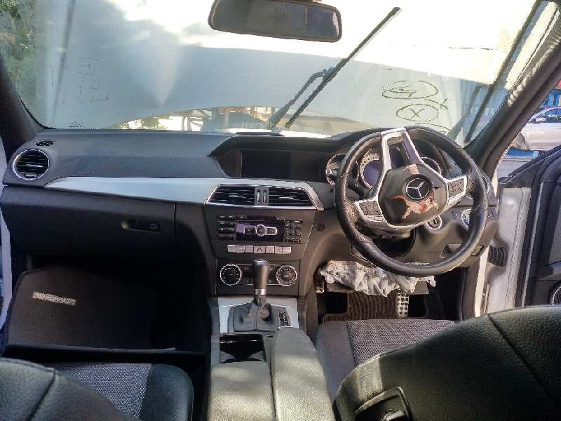 mercedes-benz clase c (w204) berlina del año 2012