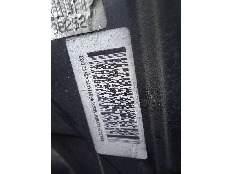 opel insignia berlina del año 2011