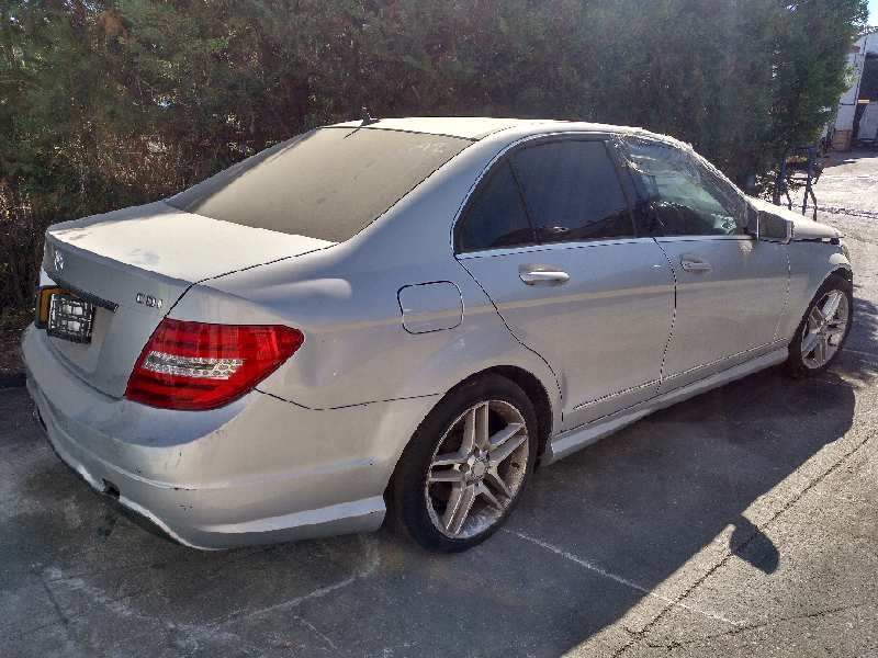 mercedes-benz clase c (w204) berlina del año 2012
