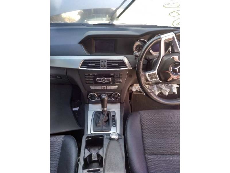 mercedes-benz clase c (w204) berlina del año 2012