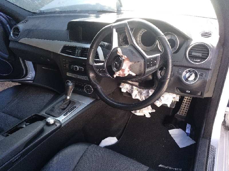 mercedes-benz clase c (w204) berlina del año 2012