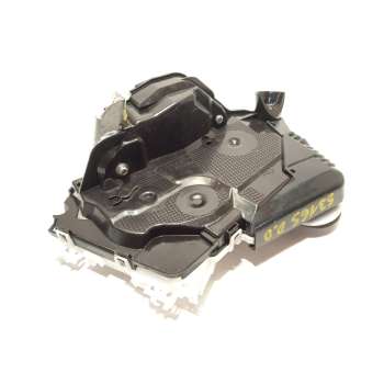CERRADURA PUERTA DELANTERA DERECHA 69030K0040 