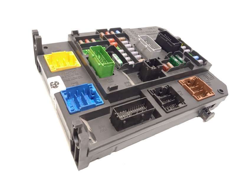 CAJA RELES / FUSIBLES 9665547480 6580YR 
