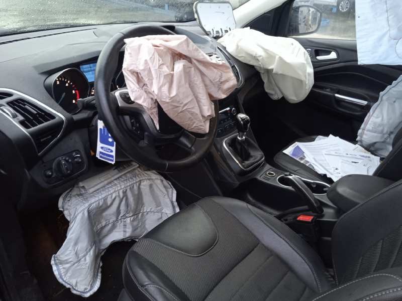 ford kuga (cbs) del año 2014