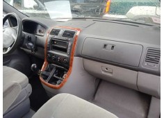 kia carnival ii del año 2003 2