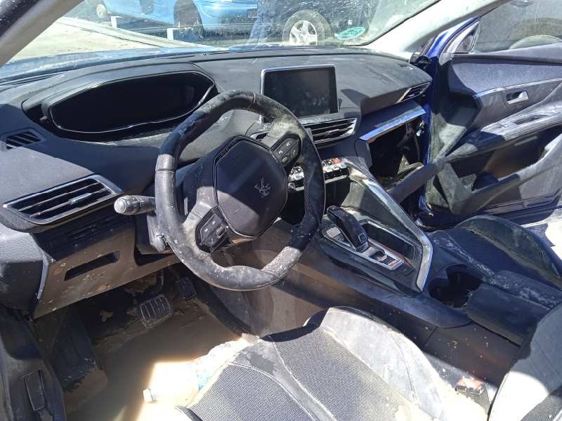 peugeot 3008 del año 2018