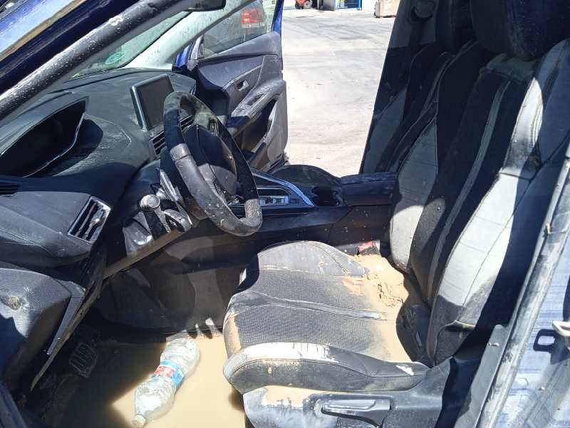 peugeot 3008 del año 2018