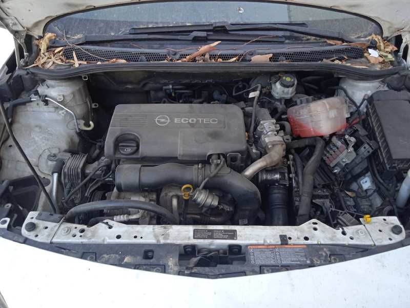 opel astra j lim. del año 2010