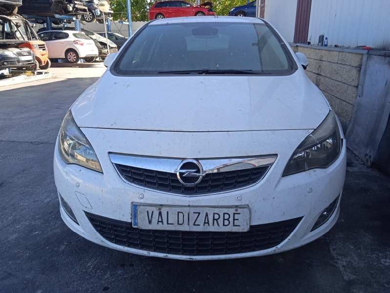 opel astra j lim. del año 2010