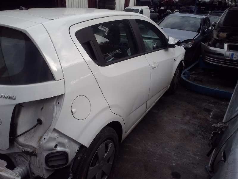 chevrolet aveo berlina hatchback del año 2013