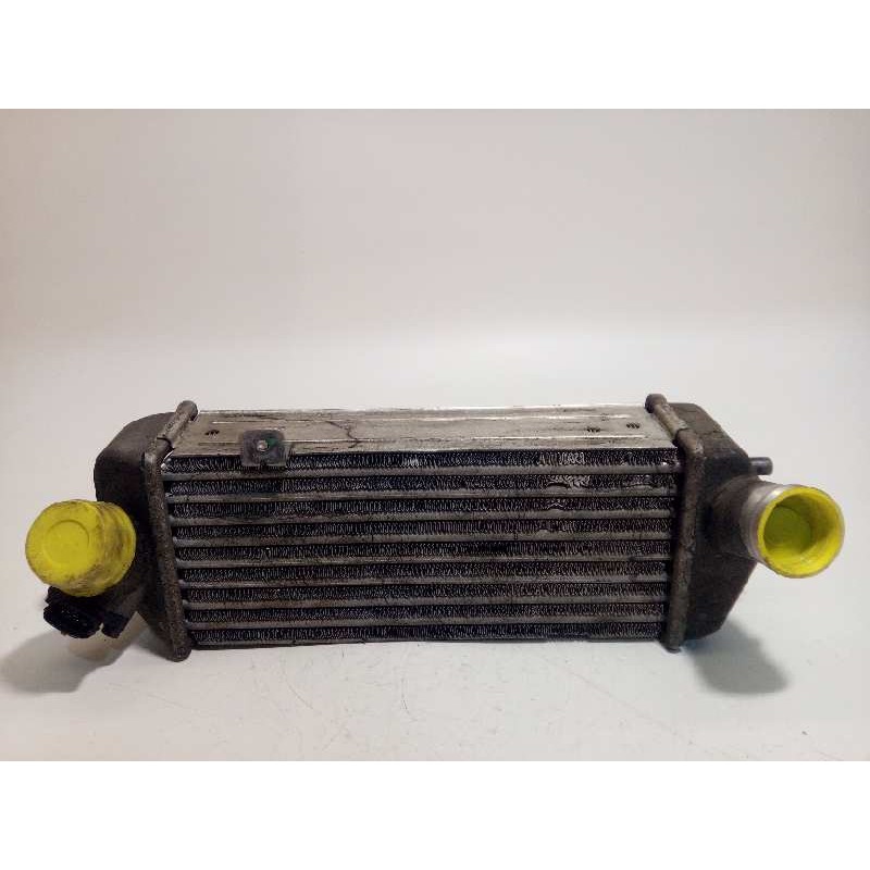 Recambio de intercooler para kia soul 1.6 crdi cat referencia OEM IAM 282712A700  